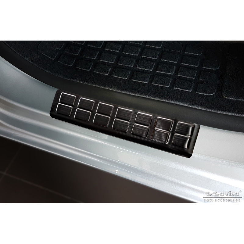 Avisa, Door sill protectors, Black, Stainless steel, fits Citroën Jumpy & Spacetourer / Peugeot Expert & Traveller / Toyota Proace 2016- / Opel Vivaro / Zafira Life 2019- / Fiat Scudo & Ulysse 2022- - 'Rectangles' - 2 pieces front doors