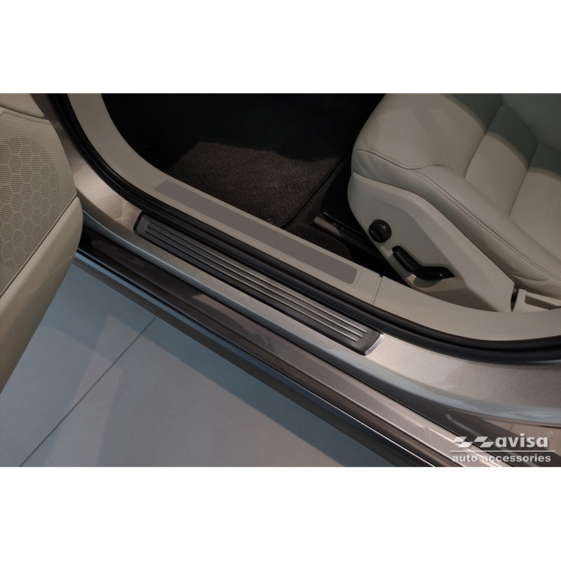 Avisa, instaplijsten, zwart, roestvrij staal, geschikt voor Volvo V90 & V90 Cross Country 2016- - 'Lines' - 4-delig