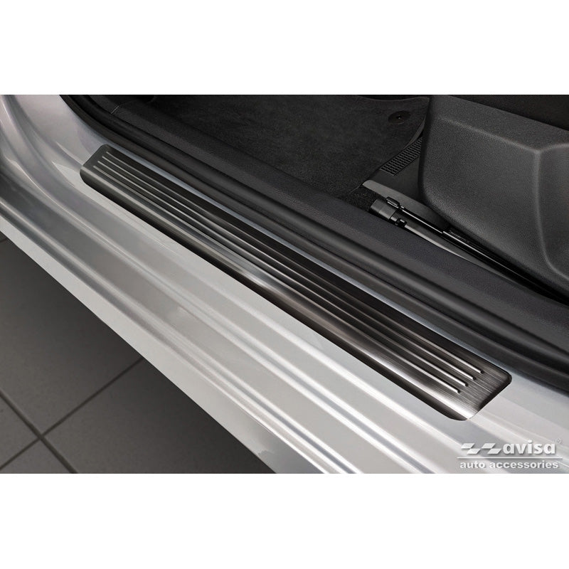 Avisa, Door sill protectors, Black, Stainless steel, Fits Skoda Octavia IV Sedan/Kombi 2020-2024 & FL 2024- - 'Lines' - 4 pieces