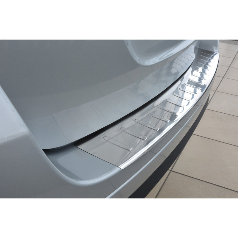 Avisa, Rear bumper protector, stainless steel, fits Dacia Logan MCV 2013- 'Ribs'