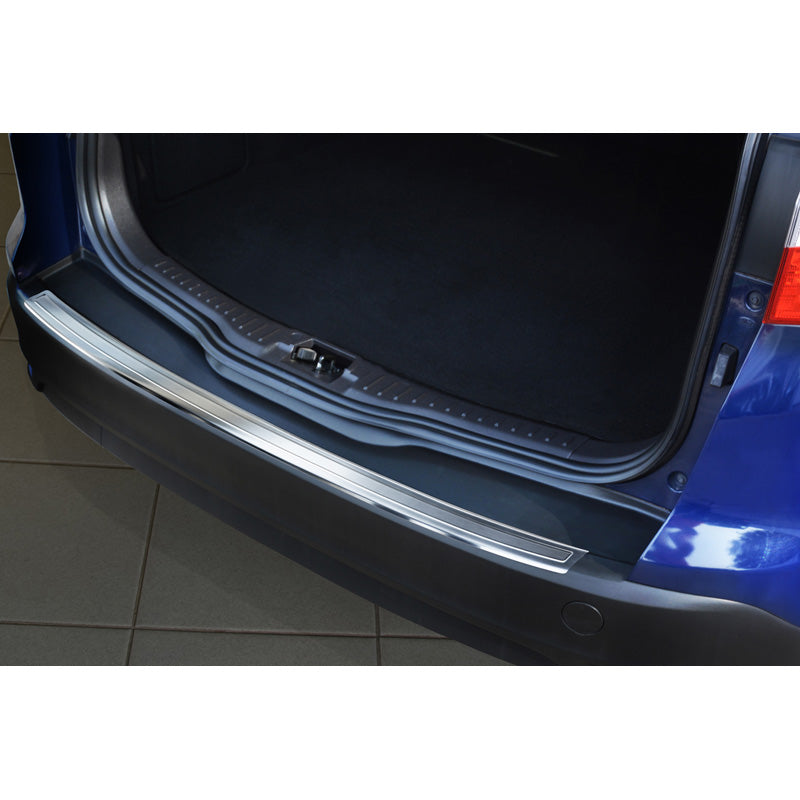 Avisa, protection de pare-chocs arrière, acier inoxydable, convient à Ford Focus III Wagon 2011- 'Ribs'