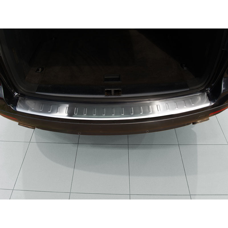 Avisa, Achterbumperbeschermer, roestvrij staal, past op Volkswagen Touareg 2007-2010 'Ribs'