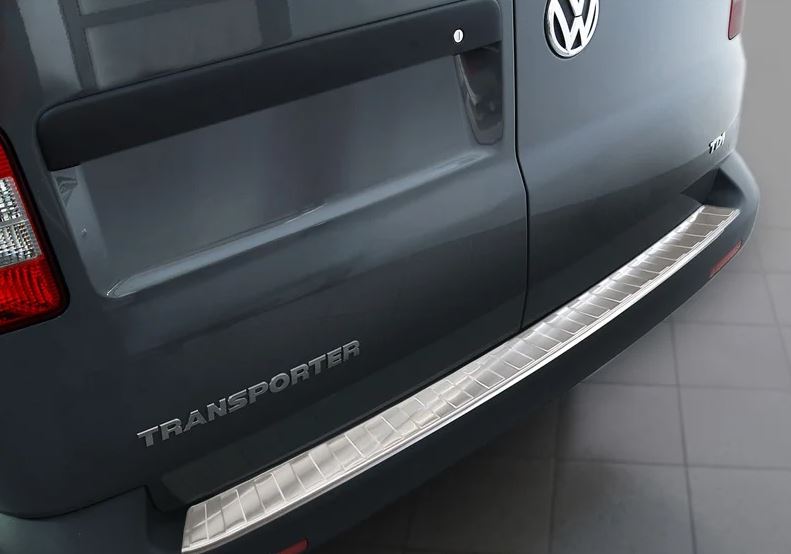 Avisa, protection de pare-chocs arrière, acier inoxydable, convient à VW Transporter T5 2003-2015 (all) & T6 2015- / FL 2019- (avec portes arrière) 'XL' 'Nervures'
