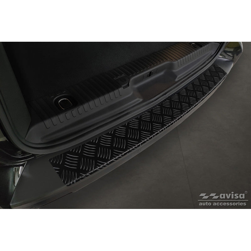 Avisa, Rear bumper protector, matte black, aluminum, fits Citroën Space Tourer & Jumpy 2016- / Peugeot Traveller & Expert 2016- / Toyota Proace Verso 2016- / Opel Vivaro & Zafira Life 2019- (models with unpainted bumper top) 'Riffled Plate'