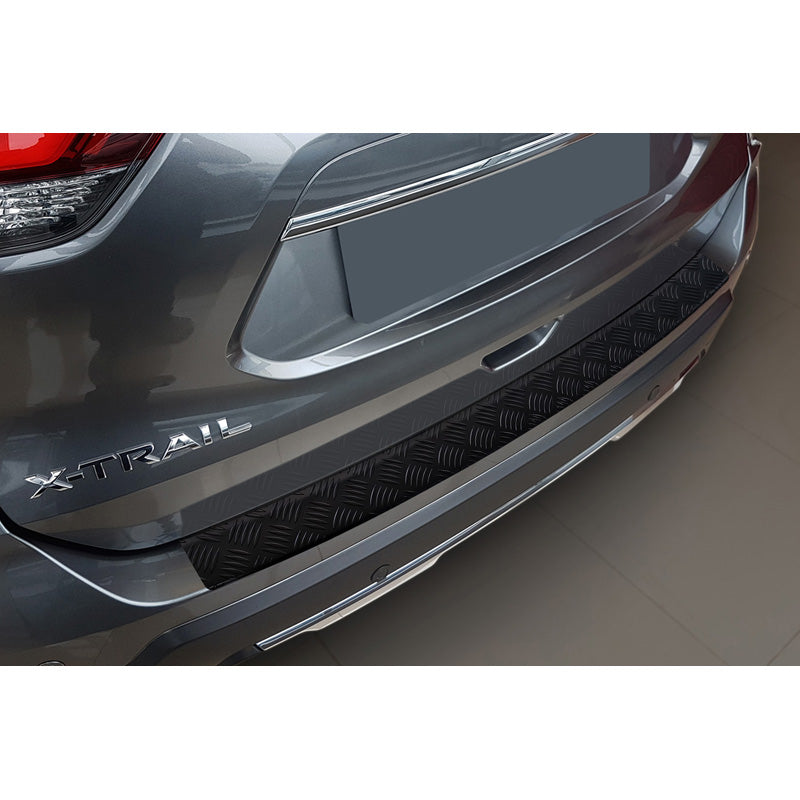 Avisa, Rear bumper protector, matte black, aluminum, fits Nissan X-Trail III (T32) Facelift 2017-2021 'Riffled Plate'