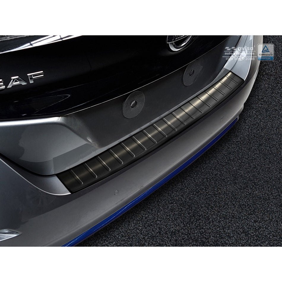 Avisa, protection de pare-chocs arrière, noir, acier inoxydable, compatible avec Nissan Leaf II 2017-2021 & FL 2021- « Nervures »