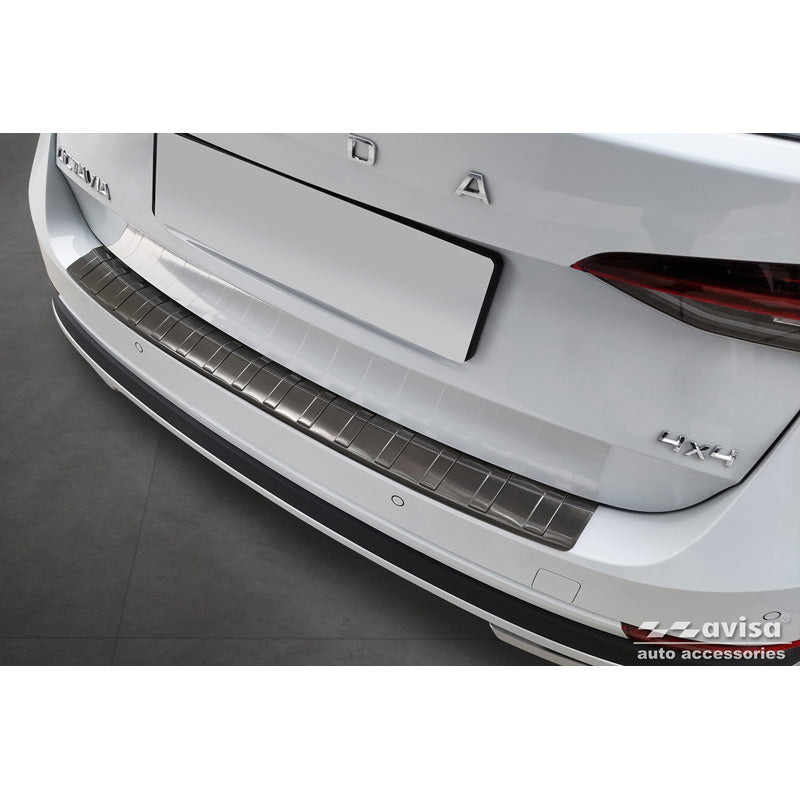Avisa, Achterbumperbeschermer, Zwart, Roestvrij staal, past op Skoda Octavia Scout (NX5) 2020- 'Ribben'