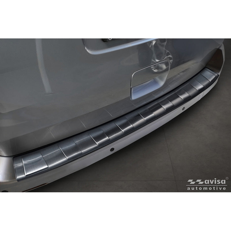 Avisa, Rear bumper protector, black stainless steel, longer version, fits Citroën Spacetourer / Jumpy & Peugeot Traveller / Expert & Toyota Proace Verso (2016-) & Opel Vivaro / Zafira Life (2019-)