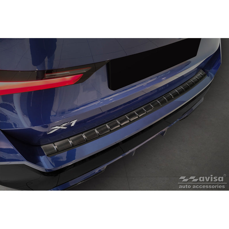 Avisa, achterbumperbeschermer, zwart, roestvrij staal, past op BMW X1 U11 M-Sport 2022- 'Ribs'