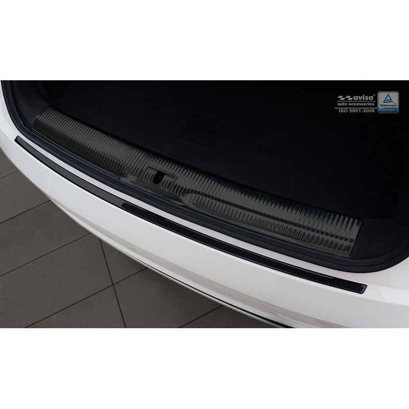 Avisa, Rear bumper protector, Carbon, fits Audi Q3 2011-2015 & 2015- Black Carbon