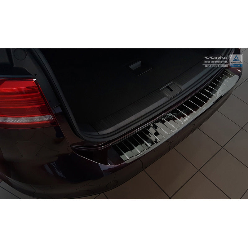 Avisa, protection de pare-chocs arrière, noir brillant, acier inoxydable, compatible avec Volkswagen Passat 3G Variant 2014-2023 incl. Alltrack 'Ribs'