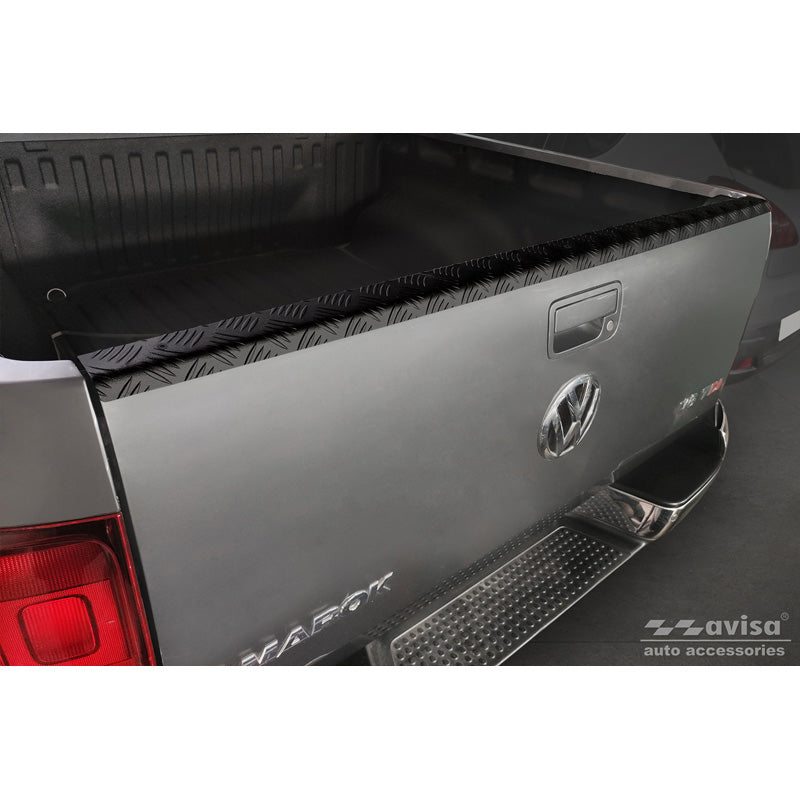 Avisa Aluminium Tailgate protector suitable for Volkswagen Amarok 2010- Black