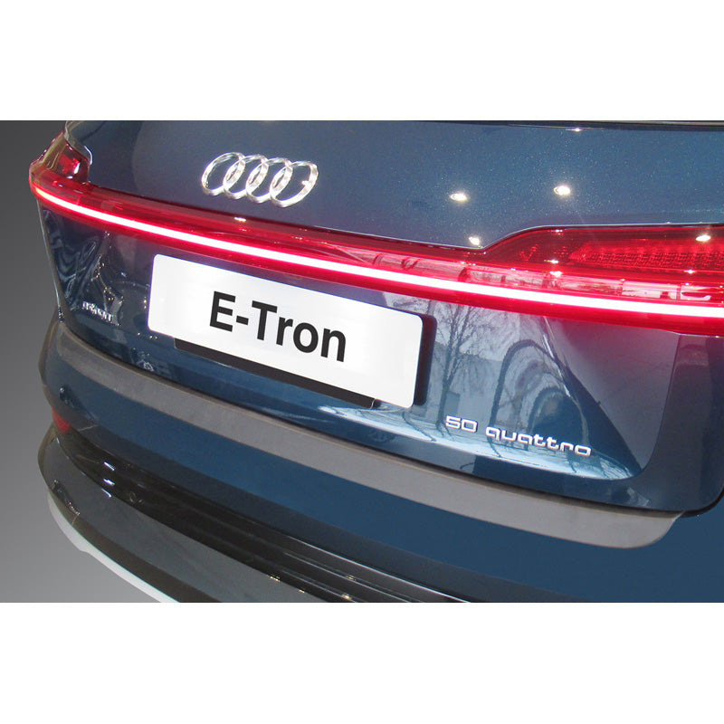 RGM, Bagkofangerbeskytter, ABS plastic, passend voor Audi E-Tron 2018- Zwart