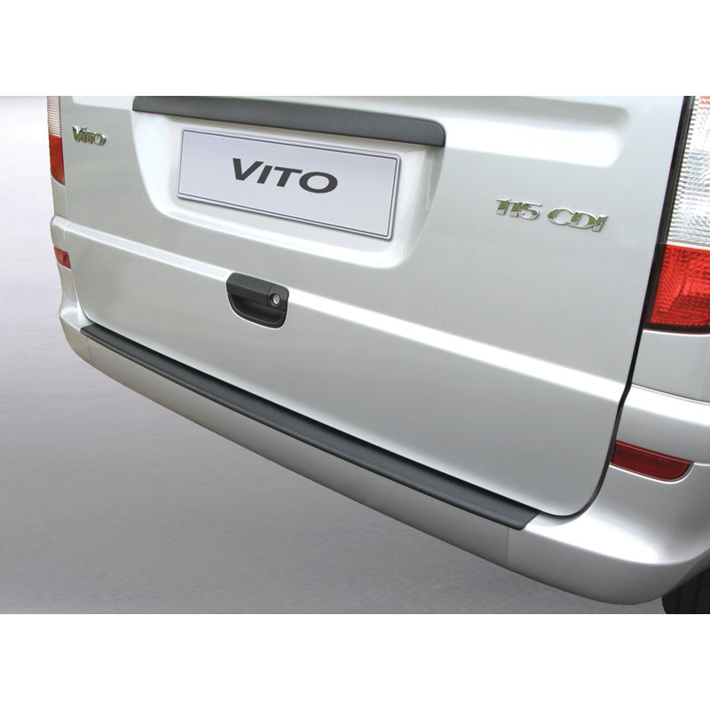 RGM, Protection de pare-chocs arrière, plastique ABS, convient à Mercedes Viano/Vito 2003-2014 Noir