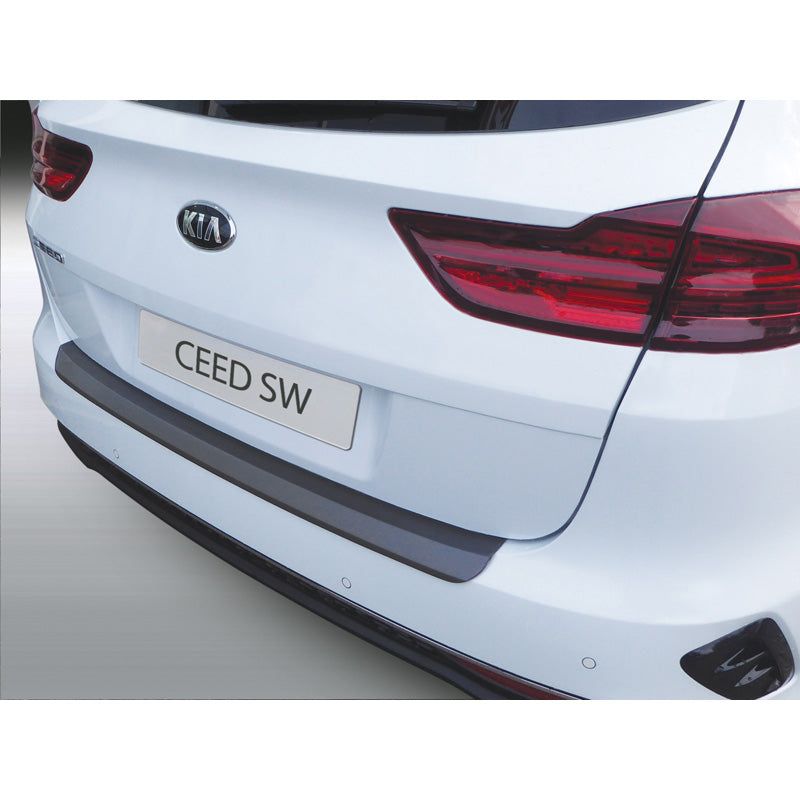 RGM, Achterbumperbeschermer, ABS kunststof, past op Kia Cee'd (CD) SW 2018- Black