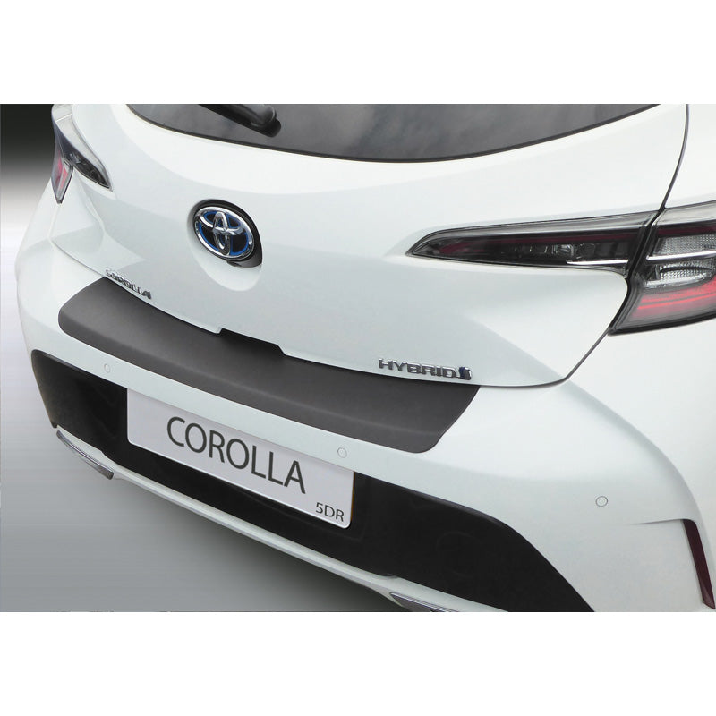 RGM, Rear bumper protector, ABS plastic, fits Toyota Corolla HB 5-door 2019- Black