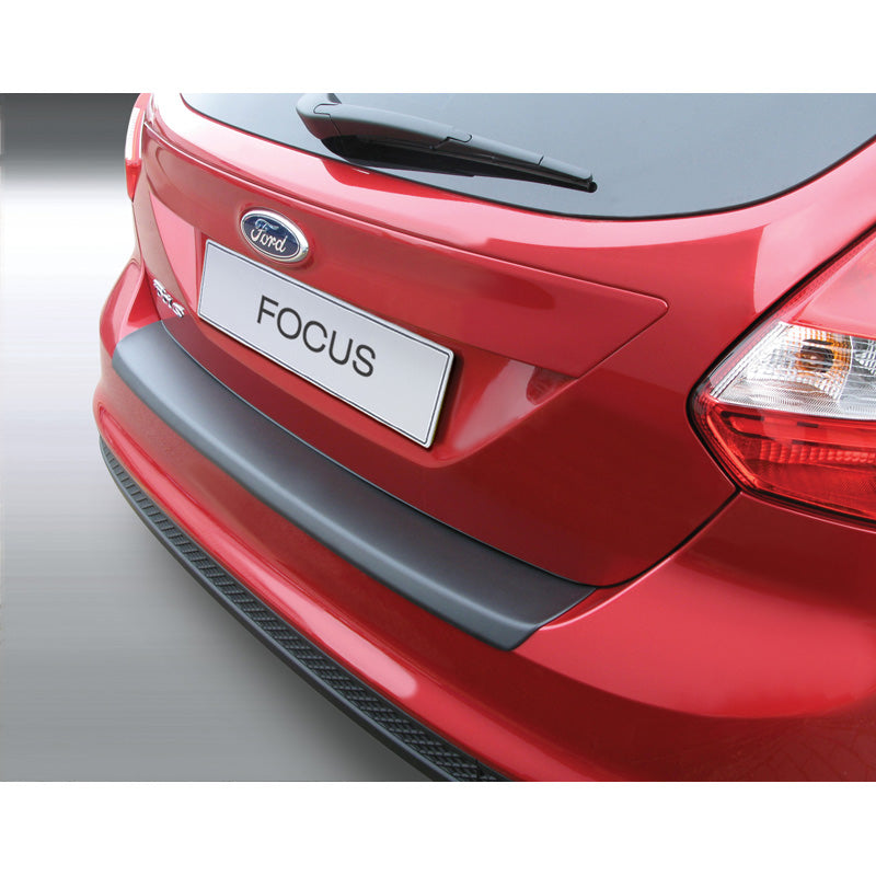 RGM, Protecteur de pare-chocs arrière, plastique ABS, convient à Ford Focus 5 doors 2012-2015 Noir