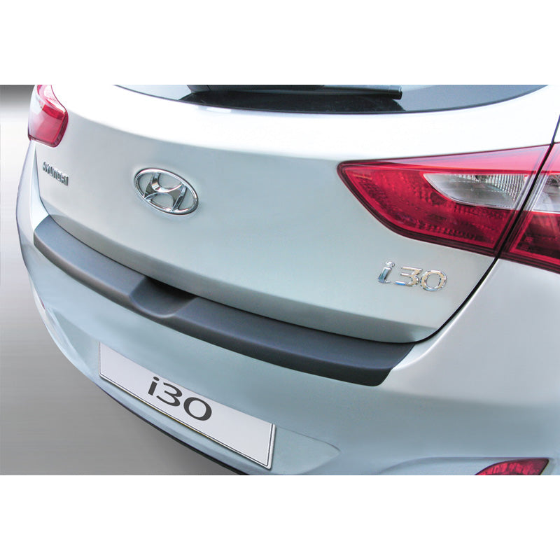RGM, Rear Bumper Protector, ABS plastic, Black, Fits Hyundai i30 5 doors 2012-2017, '3D-Fit'