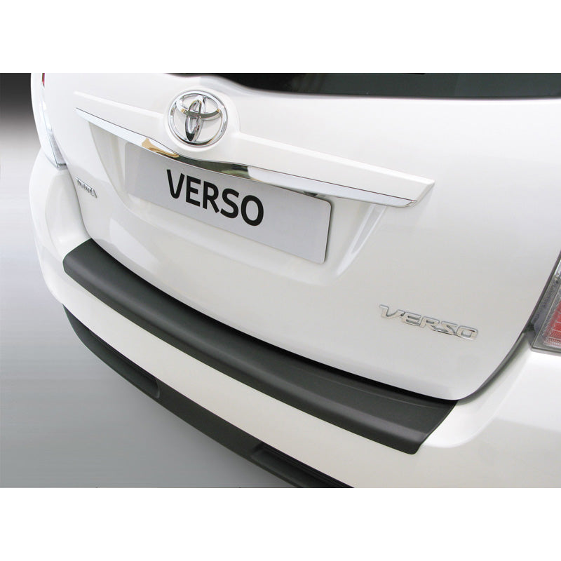 RGM, Rear bumper protector, ABS plastic, fits Toyota Verso Facelift 2013- Black
