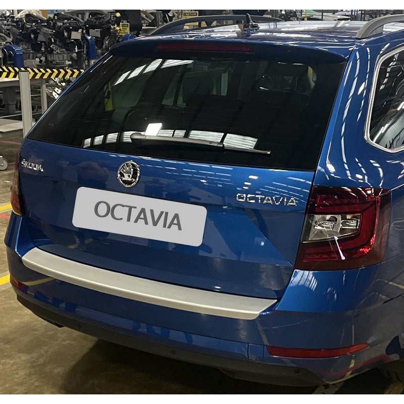RGM, Achterbumperbeschermer, ABS kunststof, past op Skoda Octavia III FL Kombi 2017-2020 (excl. VRS) Zilver