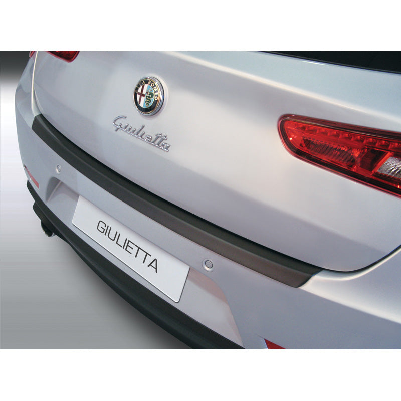 RGM, Rear bumper protector, ABS plastic, fits Alfa Romeo Giulietta 5/2010- Black