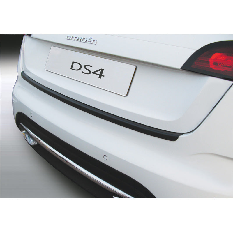 RGM, Protection de pare-chocs arrière, plastique ABS, compatible avec Citroën DS4 2011-2018 Noir