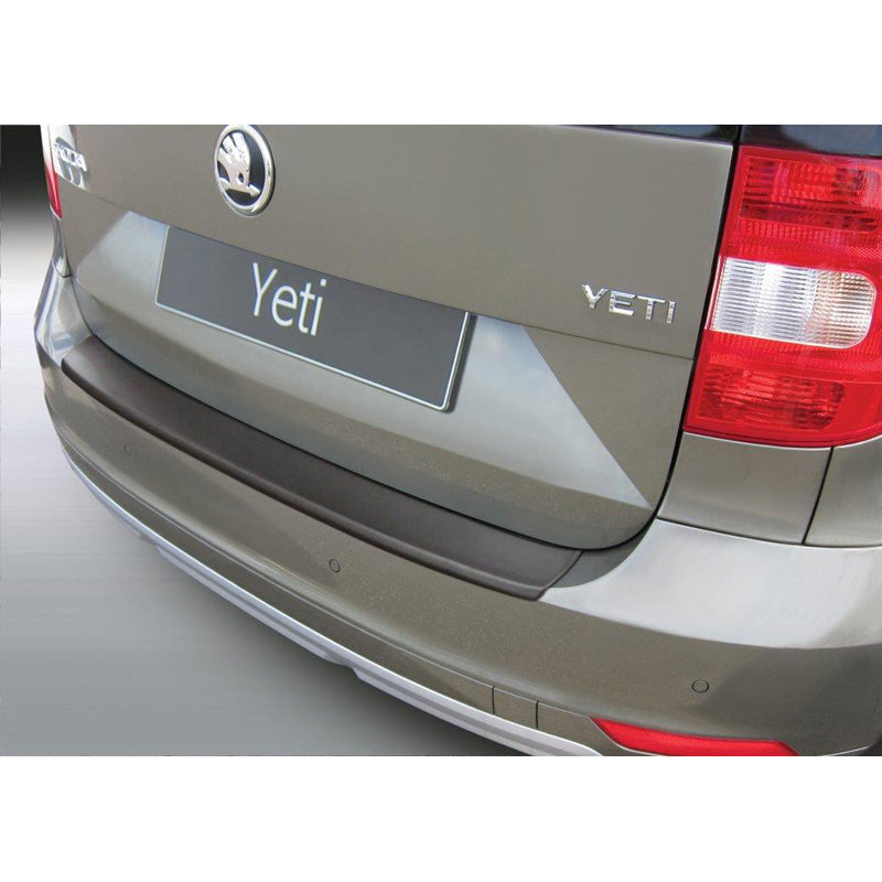 RGM, Rear bumper protector, ABS plastic, fits Skoda Yeti 2WD 2013-2017 Black