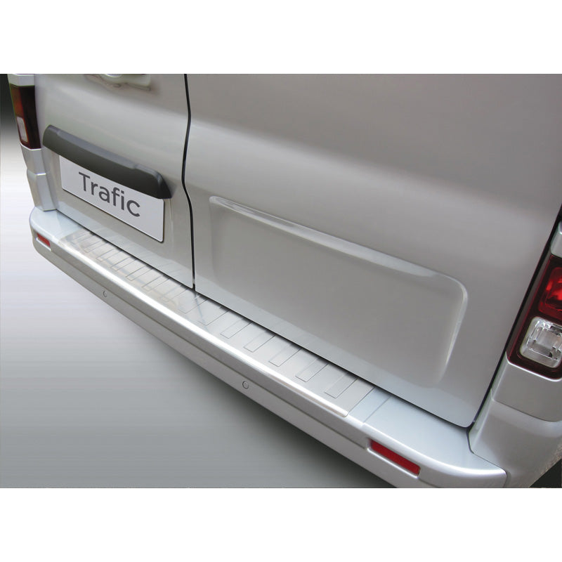 RGM, Rear bumper protector, ABS plastic, fits Opel Vivaro 2014-2019 / Renault Trafic 2014- / Nissan NV300 2016- / Nissan Primastar 2022- / Fiat Talento 2016- Silver 'Ribbed'