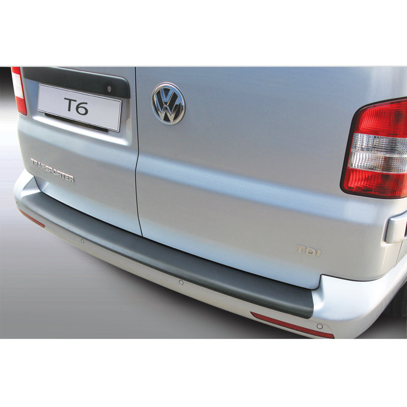 RGM, Rear bumper protector, ABS plastic, fits Volkswagen Transporter T6 Caravelle/Multivan 9/2015- with rear doors Black