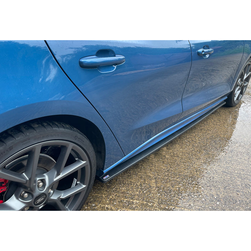 RGM, Set of Side Skirts, fits Ford Focus IV ST & ST-Line 2018- - Black (ABS)