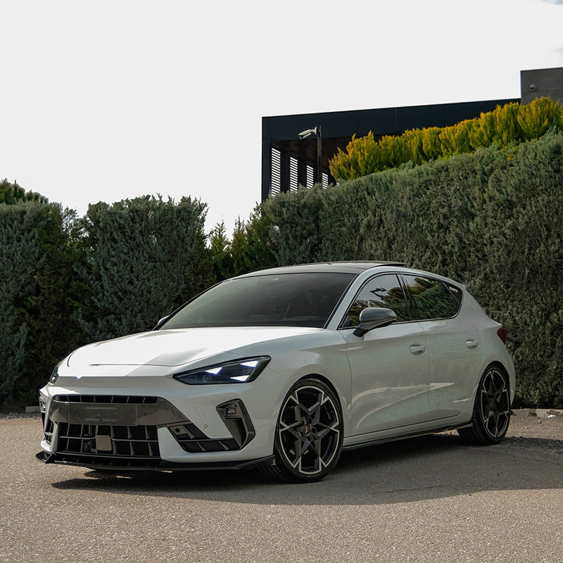 OneWay, complete bodykit, glanzend zwart, past op Cupra Leon Facelift (2024-)