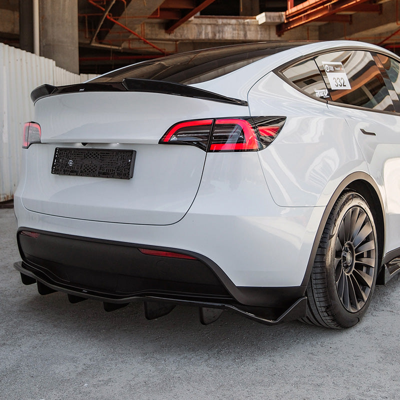 OneWay, Achterste onderlip, Glanzend zwart, passend voor Tesla Model Y (2019-2025)