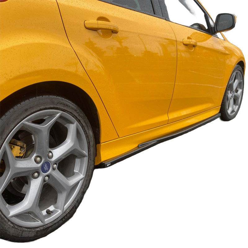 OneWay, side skirts set, ABS-kunststof, glanzend zwart, geschikt voor Ford Focus ST MK3 HB/Kombi 2010-2018