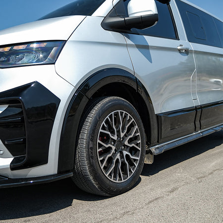 OneWay, Skærmforstørrer, Gloss black, passer til Volkswagen Transporter T7 (2024-) (Kort akselafstand / Uden skydedøre)